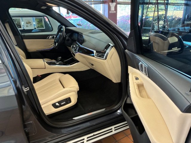 Used 2019 BMW X5 xDrive40i w/ Convenience Package image 24