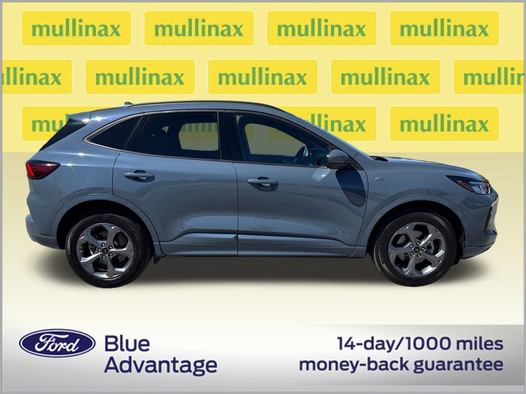 Used 2023 Ford Escape ST-Line Select w/ Tech Pack #2 video 2