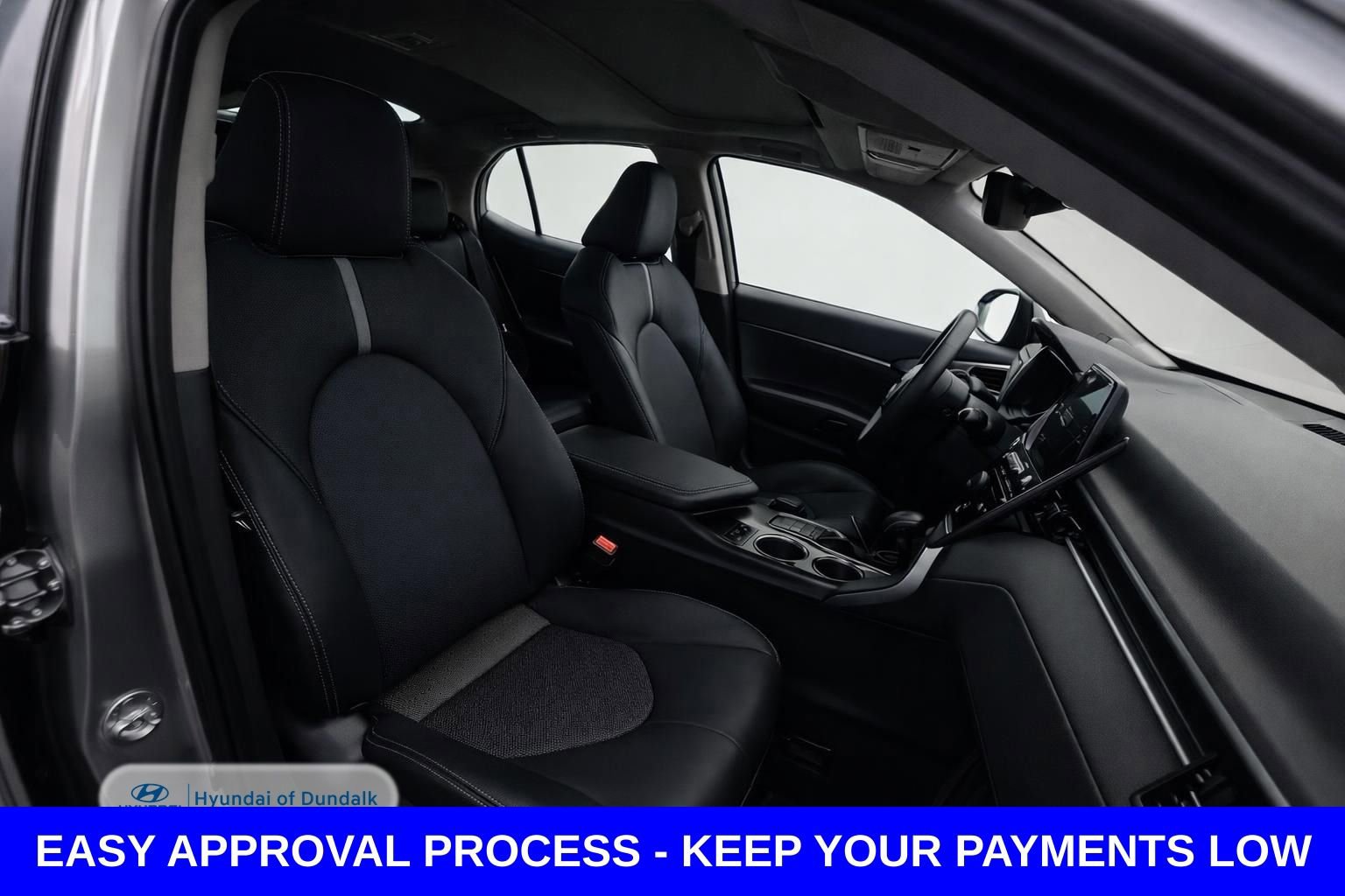 Used 2024 Toyota Camry XSE w/ Navigation Package image 16