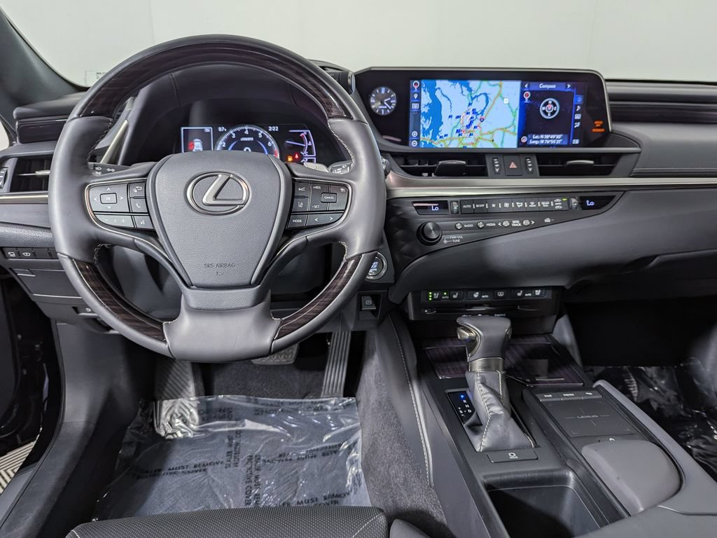 Used 2019 Lexus ES 350 Ultra Luxury w/ Accessory Package FWD image 19