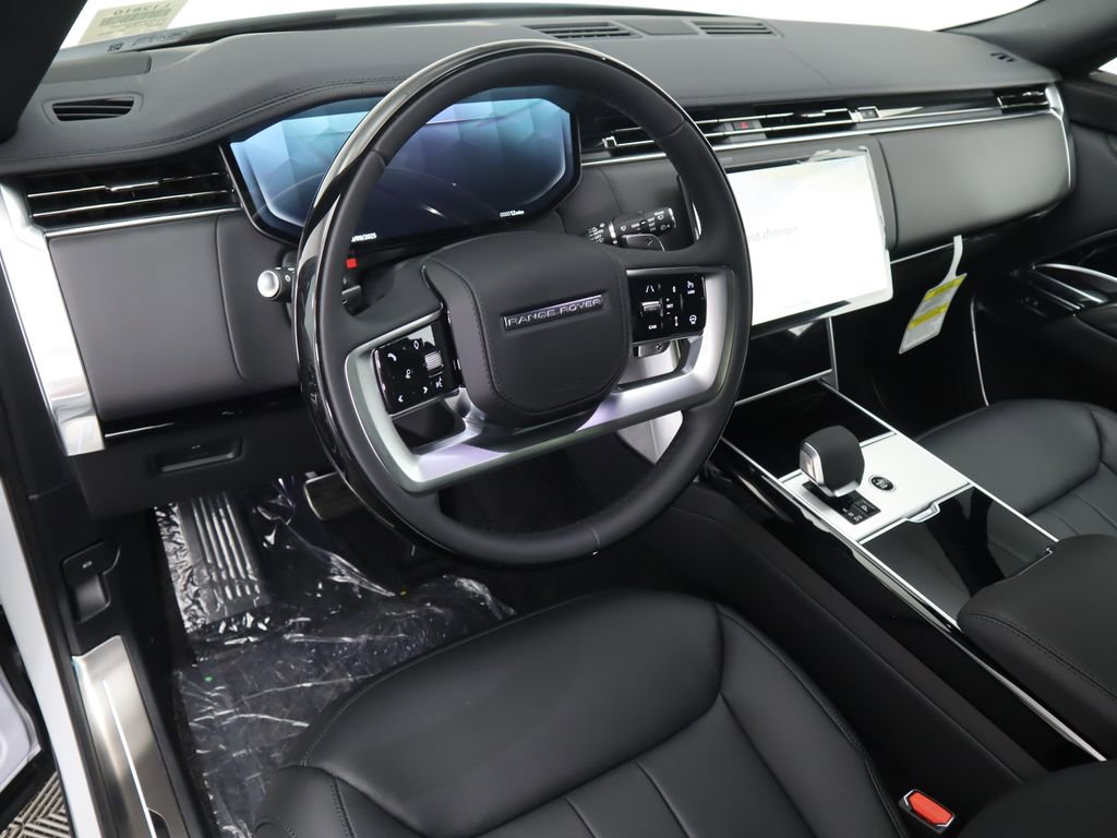New 2025 Land Rover Range Rover SE image 9