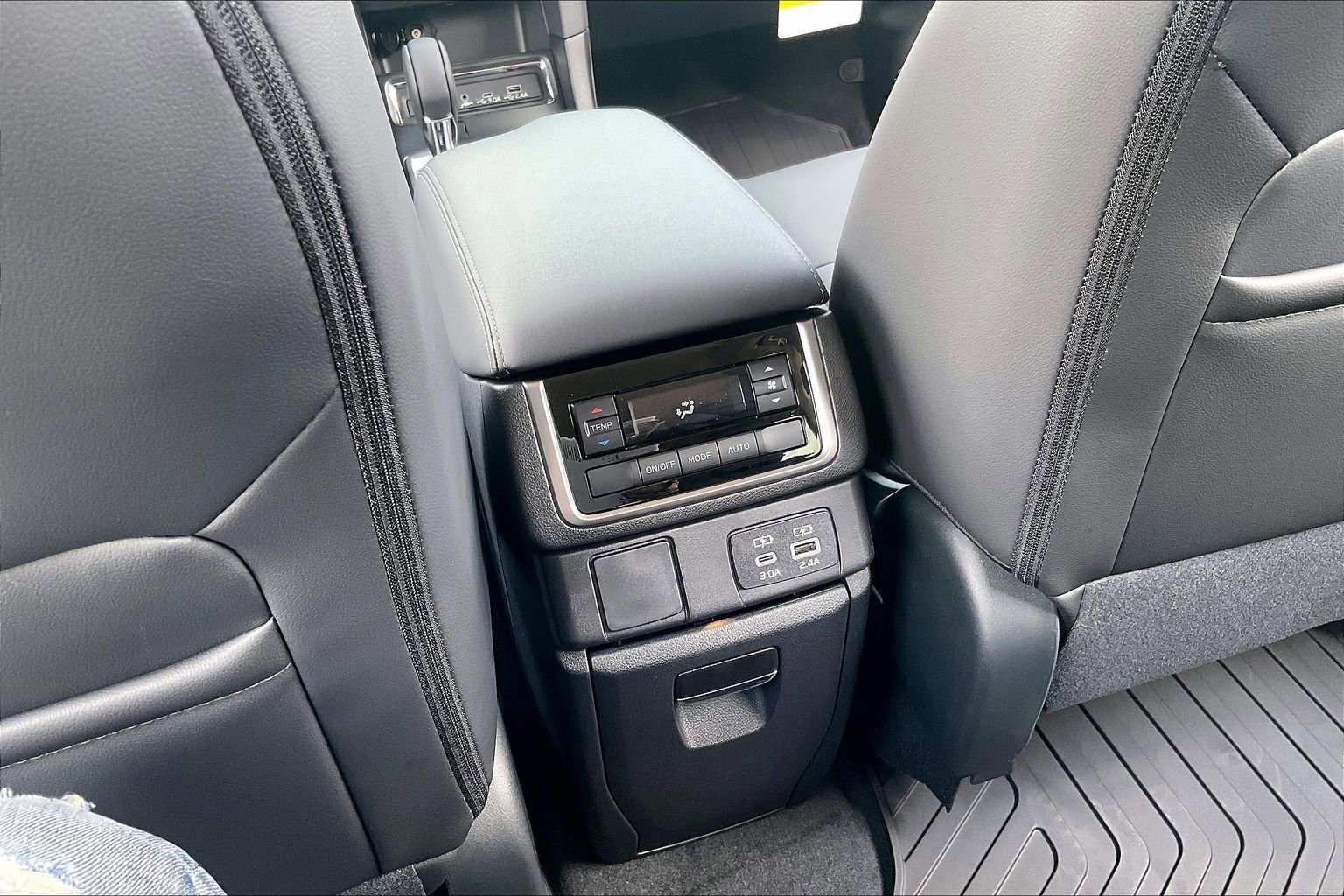 New 2026 Subaru Ascent Premium image 24