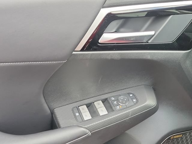 New 2026 Mitsubishi Outlander SE FWD image 24