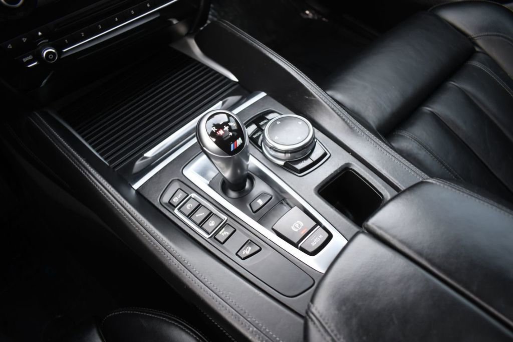 Used 2016 BMW X5 M image 36