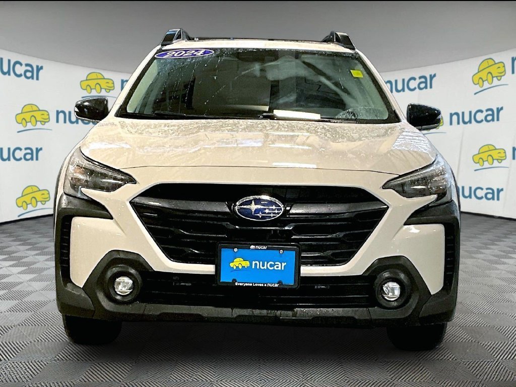Used 2024 Subaru Outback Premium AWD/4WD image 2