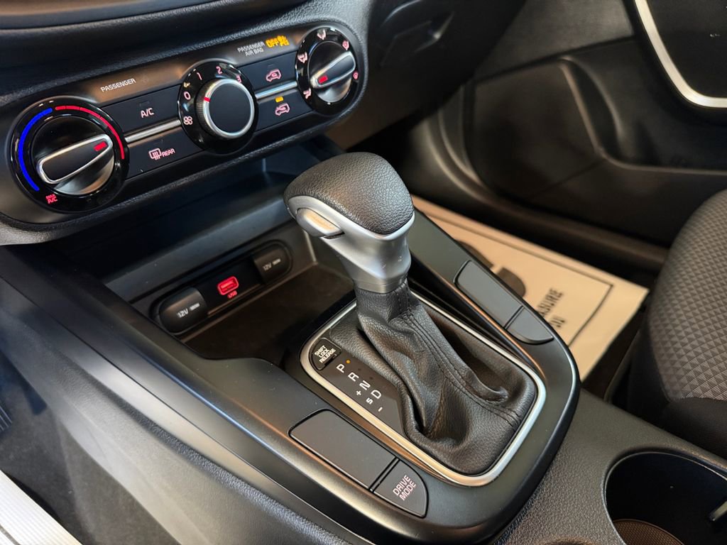 Certified 2021 Kia Soul LX FWD image 21
