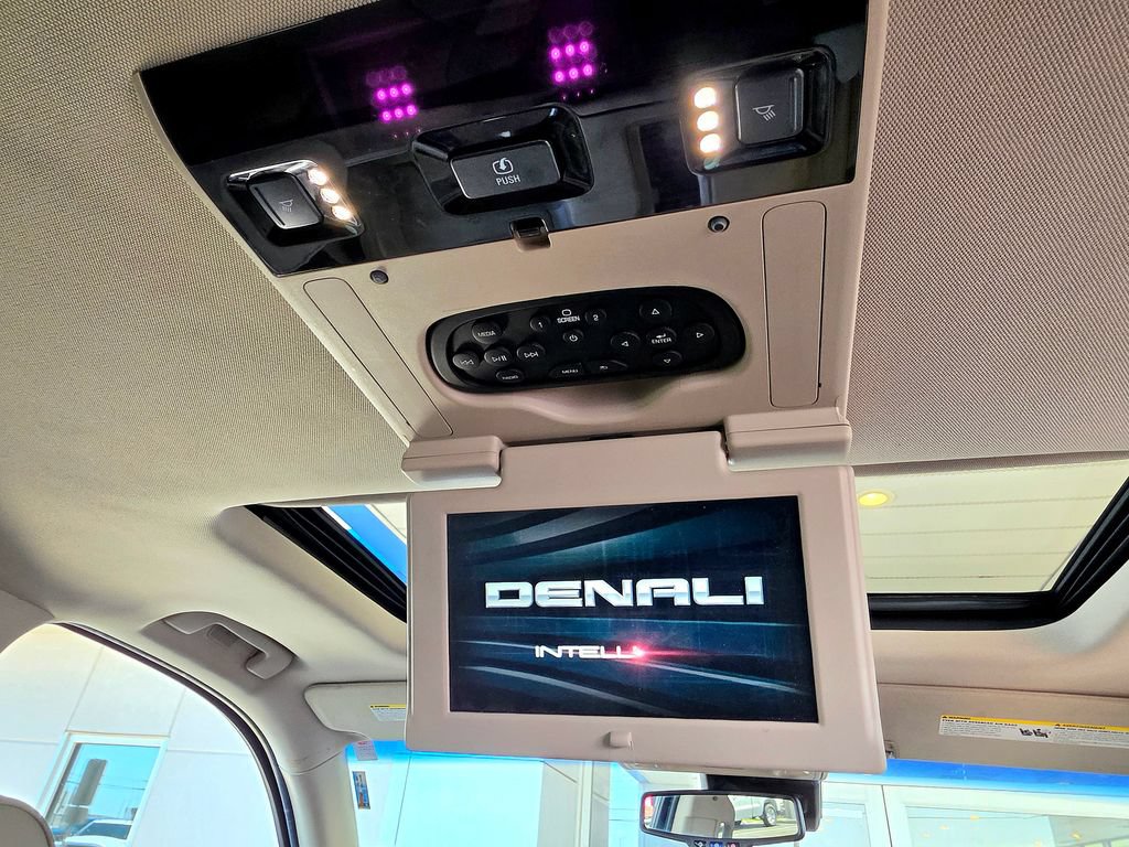 Used 2018 GMC Yukon Denali w/ Denali Ultimate Package AWD/4WD image 79