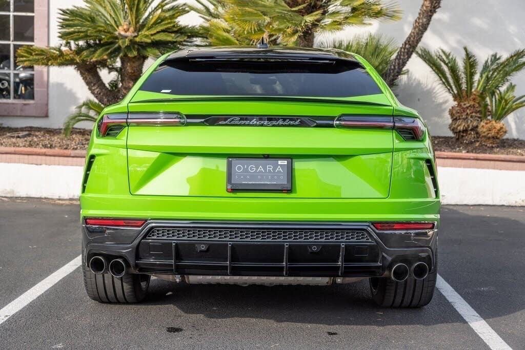 Used 2021 Lamborghini Urus AWD/4WD image 3