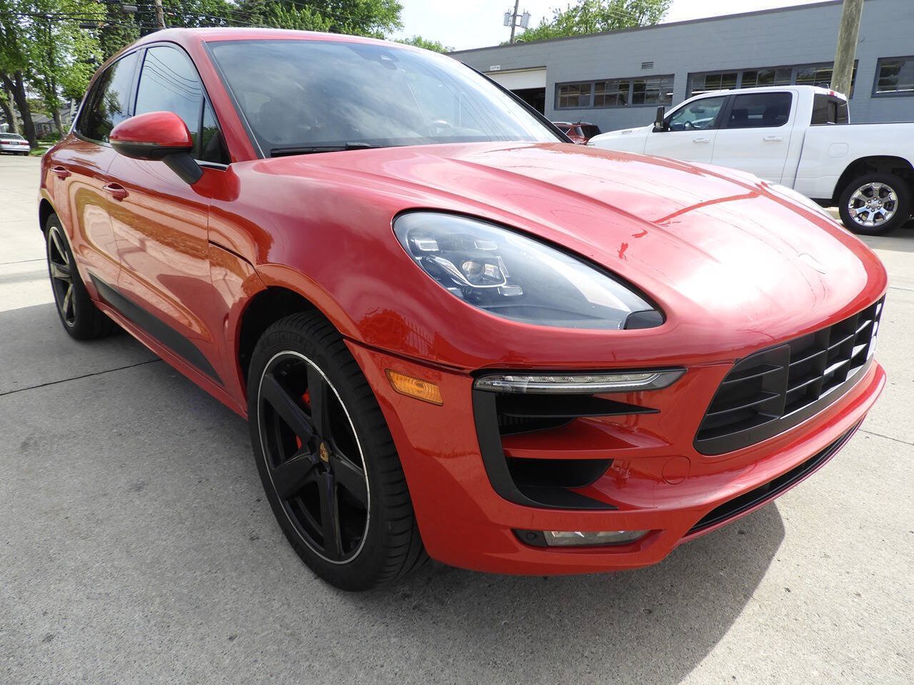Used 2018 Porsche Macan GTS AWD/4WD image 10
