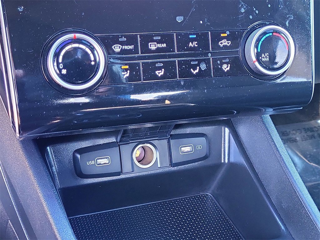 Used 2024 Hyundai Santa Cruz SE image 24