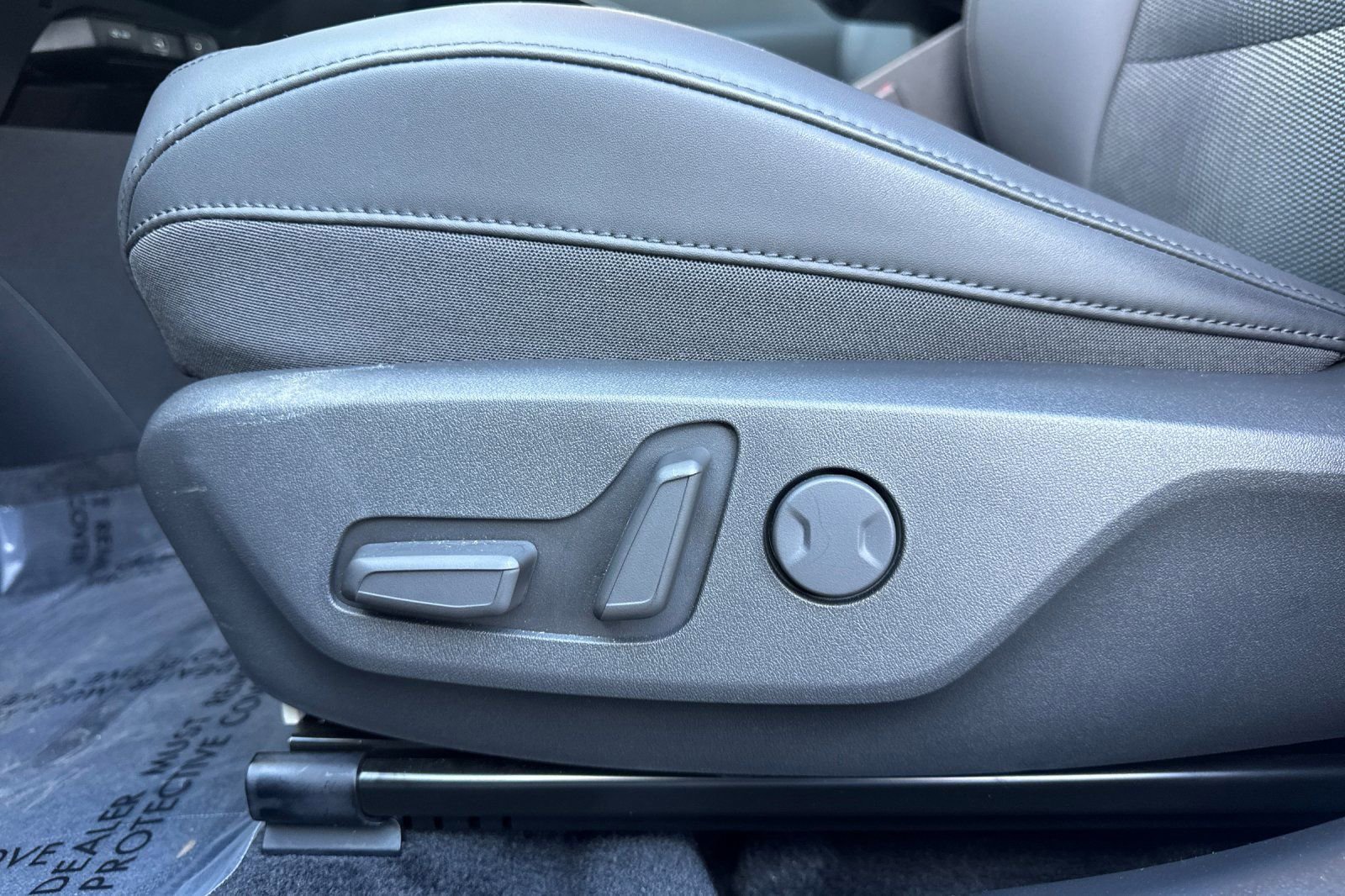 Used 2024 Kia Niro Wind FWD image 12