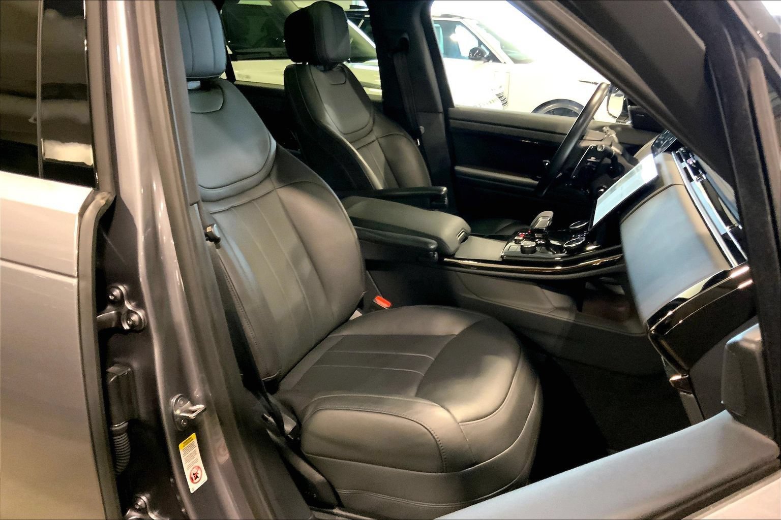 Certified 2023 Land Rover Range Rover Sport SE AWD/4WD image 8