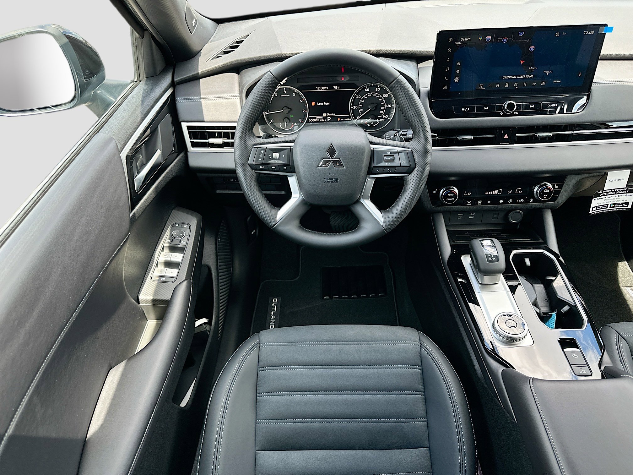 New 2026 Mitsubishi Outlander LE FWD image 16