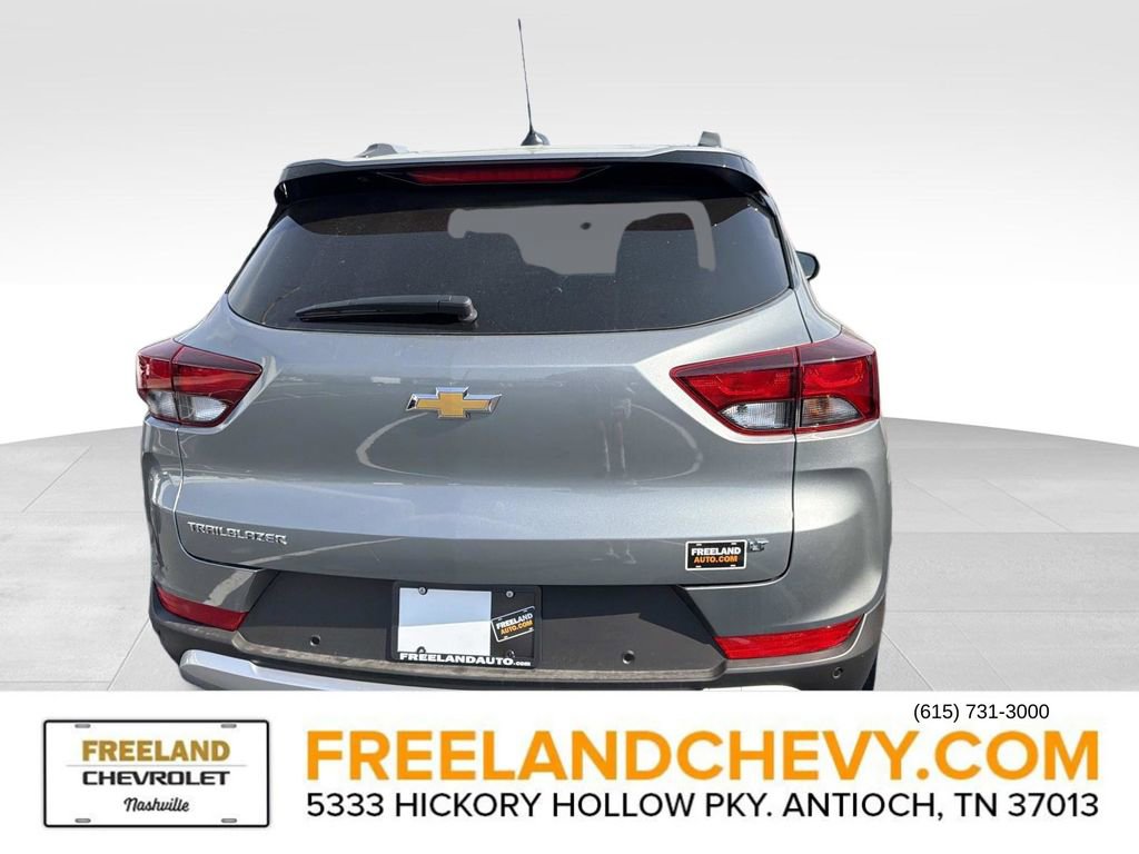 New 2026 Chevrolet TrailBlazer LT w/ LT Cold Weather Package FWD image 3
