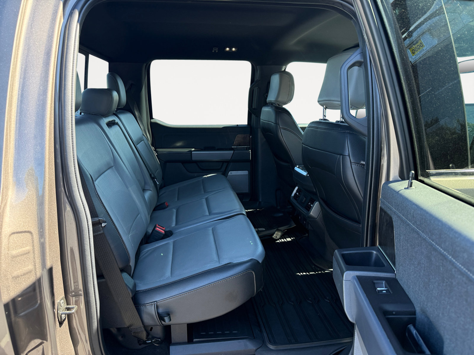 Used 2022 Ford F150 Lightning Lariat AWD/4WD image 18