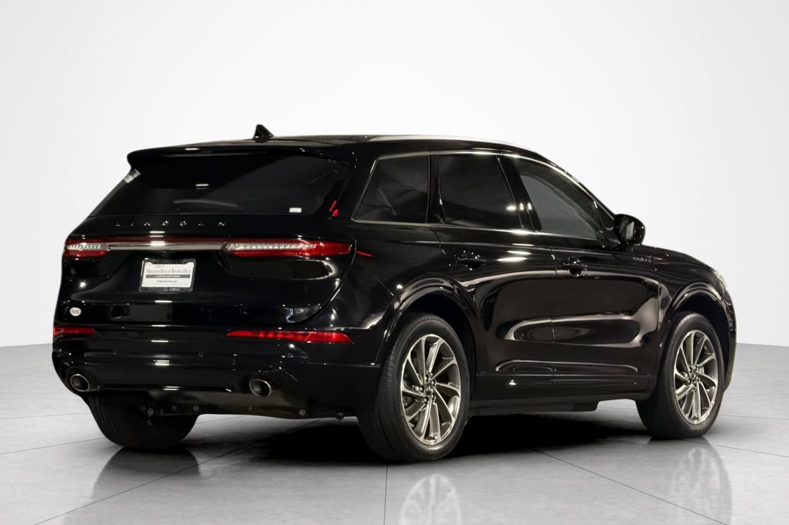 Used 2024 Lincoln Corsair Grand Touring AWD/4WD image 5