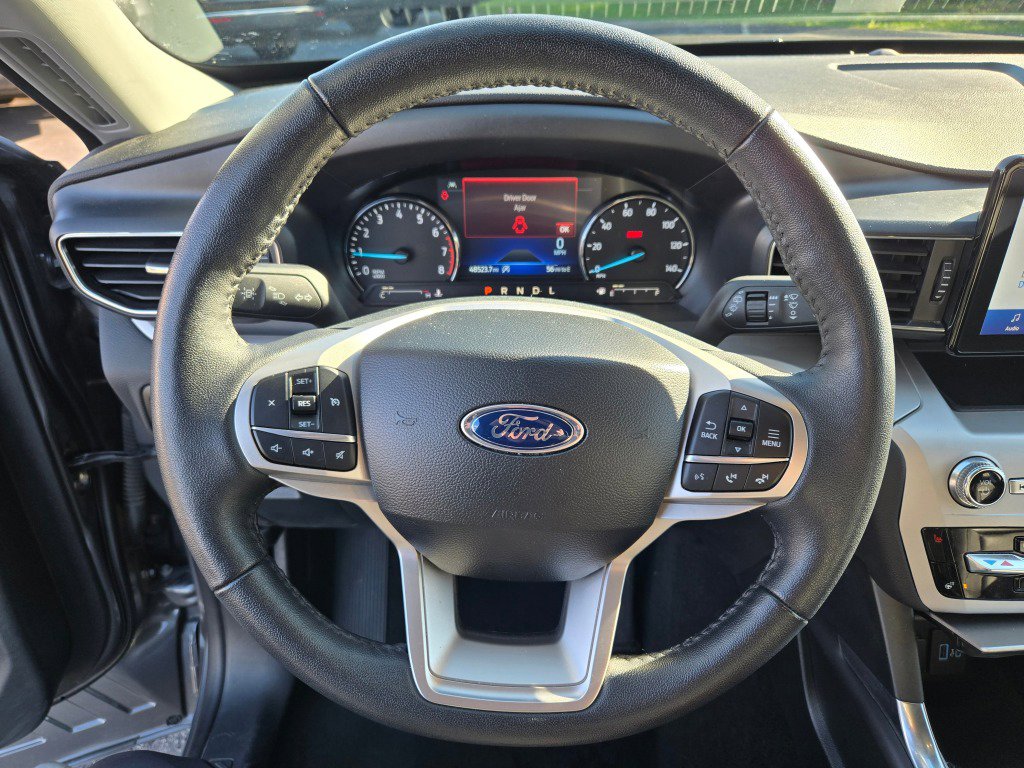 Used 2024 Ford Explorer XLT w/ Equipment Group 202A RWD image 36