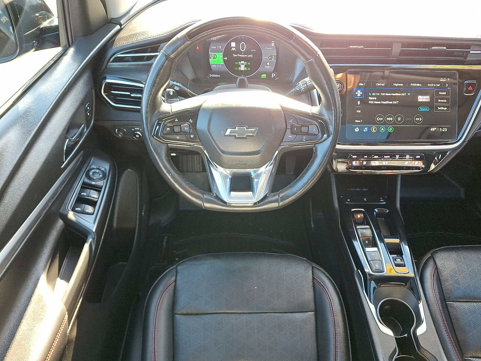 Used 2023 Chevrolet Bolt EUV Premier w/ Sun & Sound Package image 13