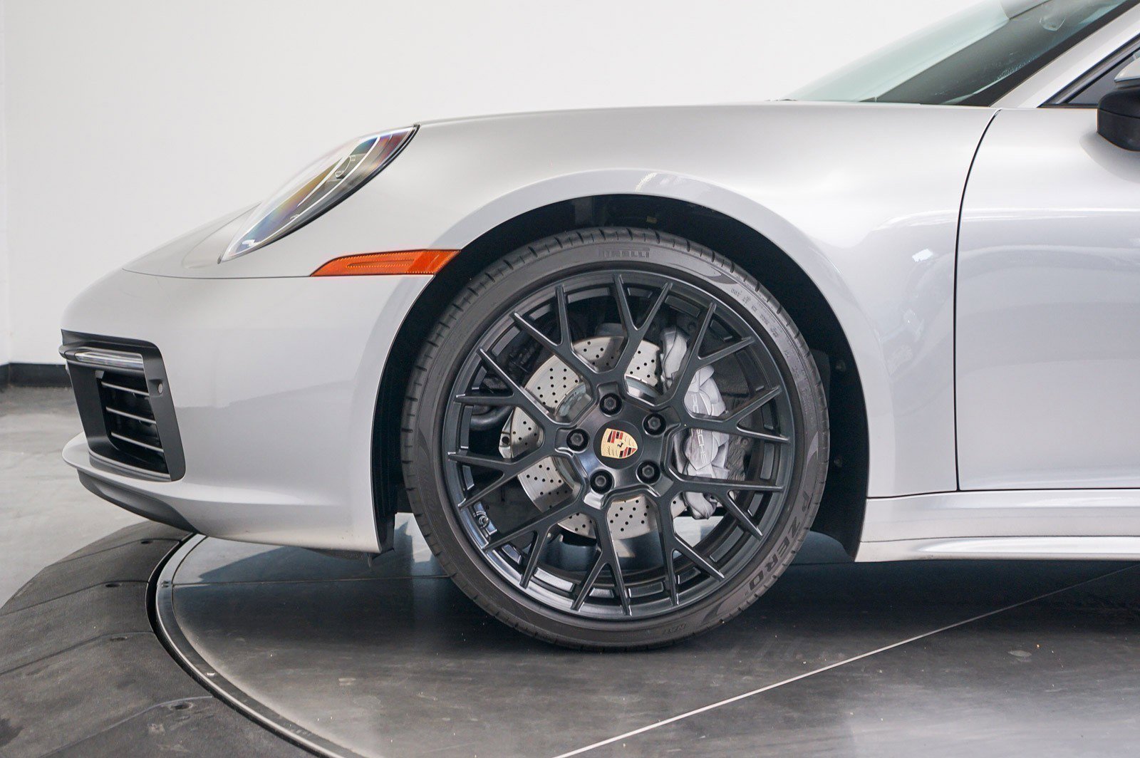 Used 2022 Porsche 911 Carrera image 10