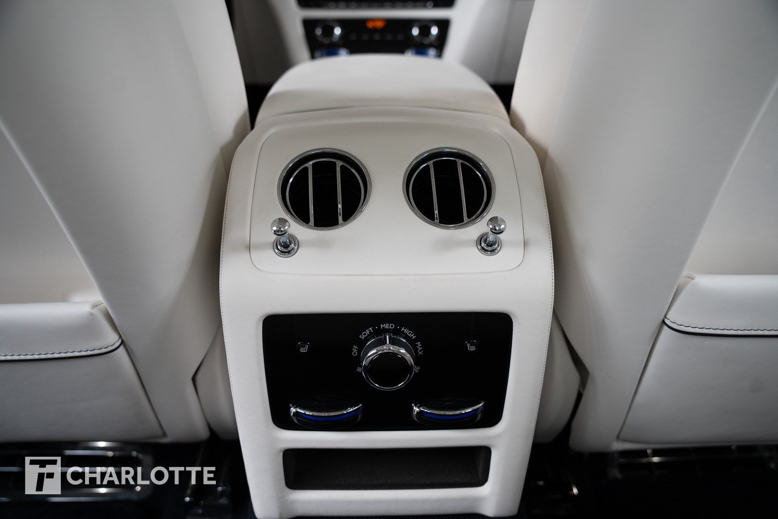 Used 2023 Rolls-Royce Ghost AWD/4WD image 40