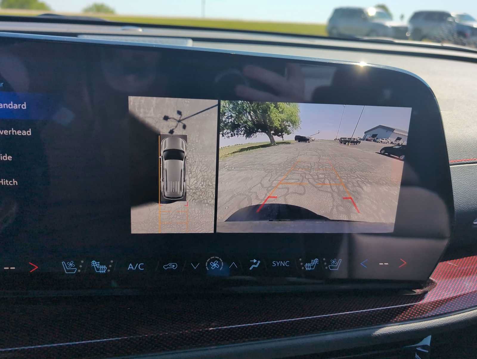 New 2026 Chevrolet Traverse RS FWD image 15
