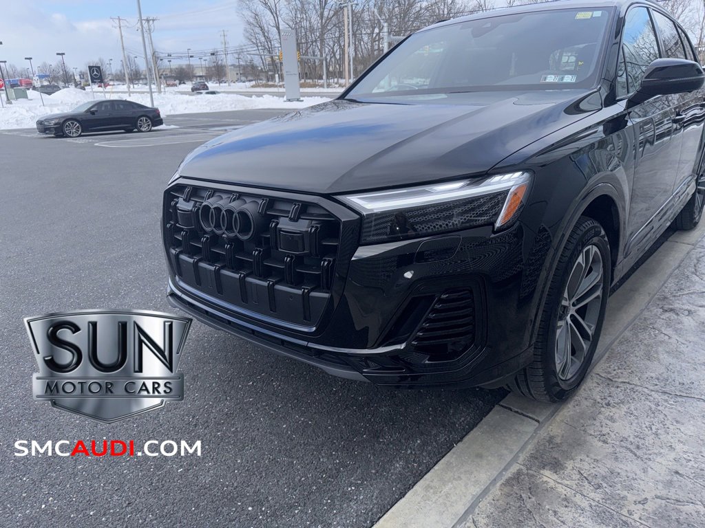 Used 2025 Audi Q7 2.0T Premium w/ Convenience Plus Package image 30