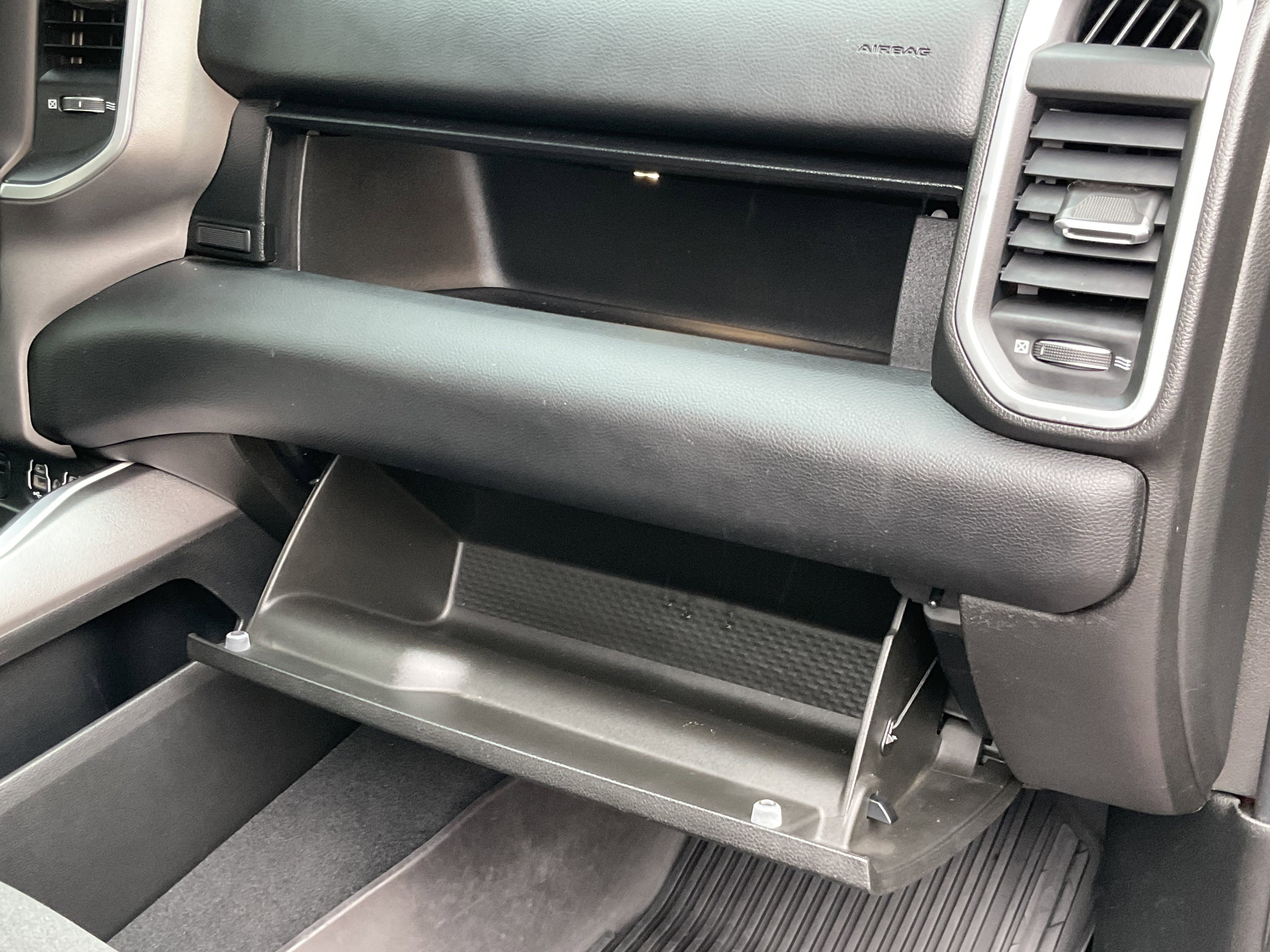 Used 2019 RAM 1500 Big Horn image 25