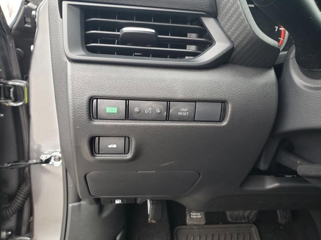 Certified 2025 Nissan Sentra S FWD image 26