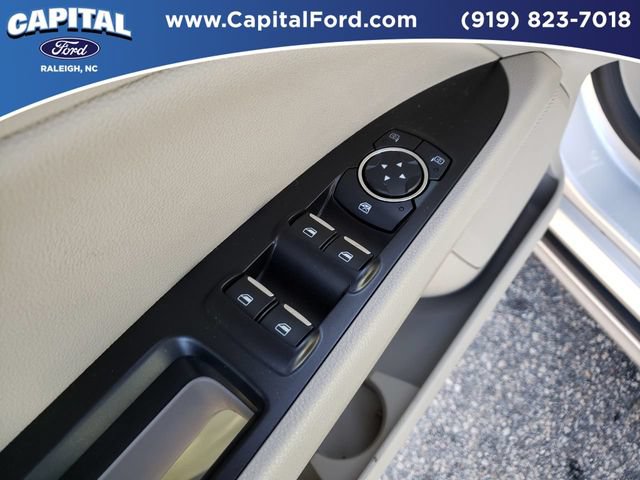 Used 2019 Ford Fusion SEL FWD image 22