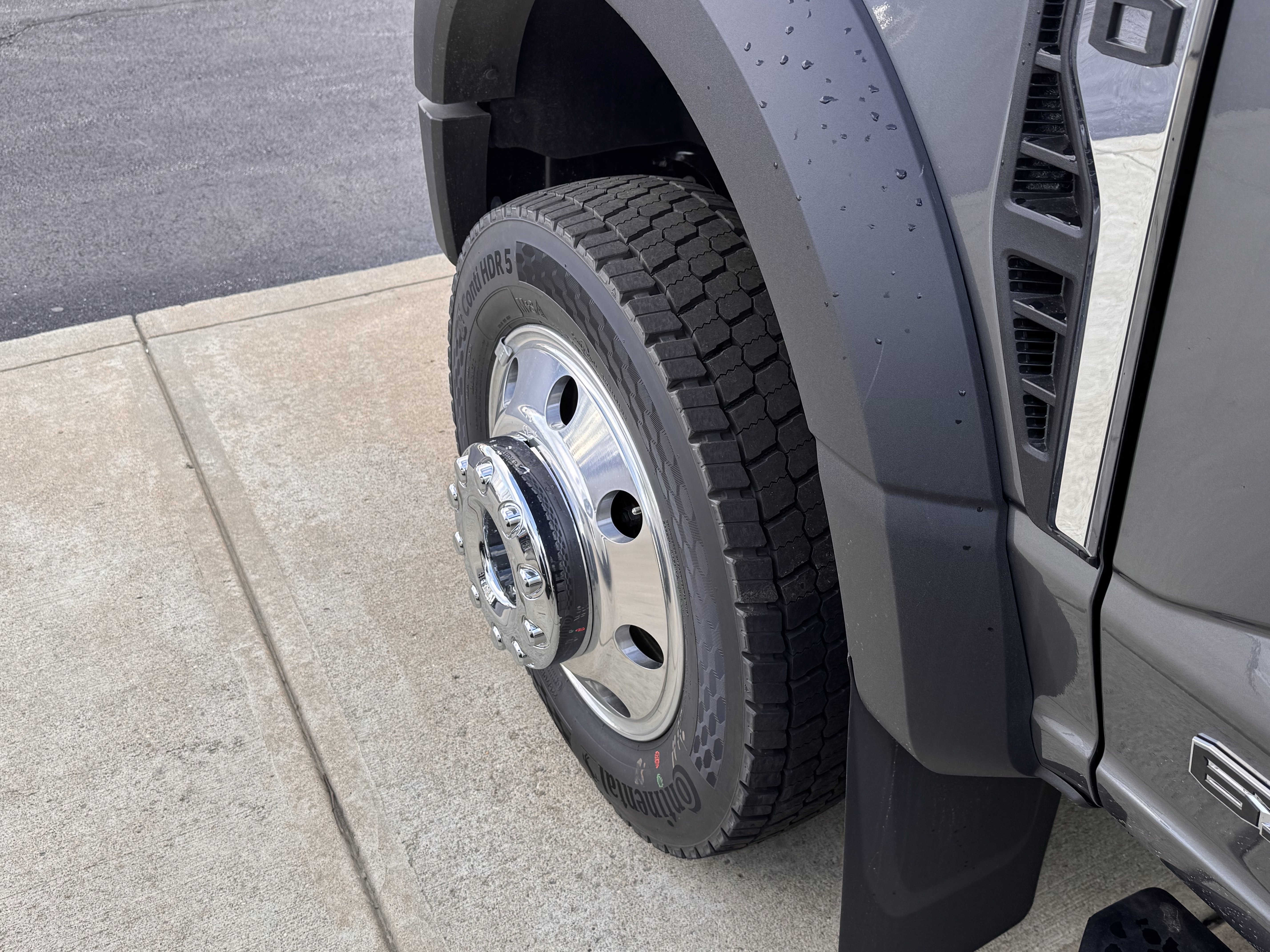 New 2026 Ford F450 XL w/ XL Driver Assist Package image 9