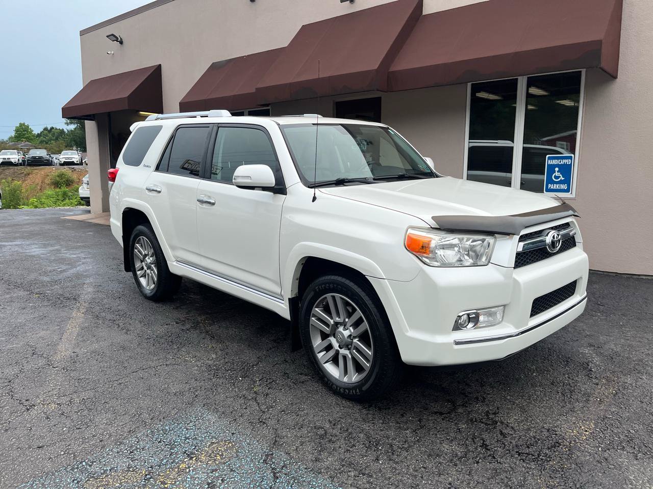 Used 2010 Toyota 4Runner Limited AWD/4WD image 3