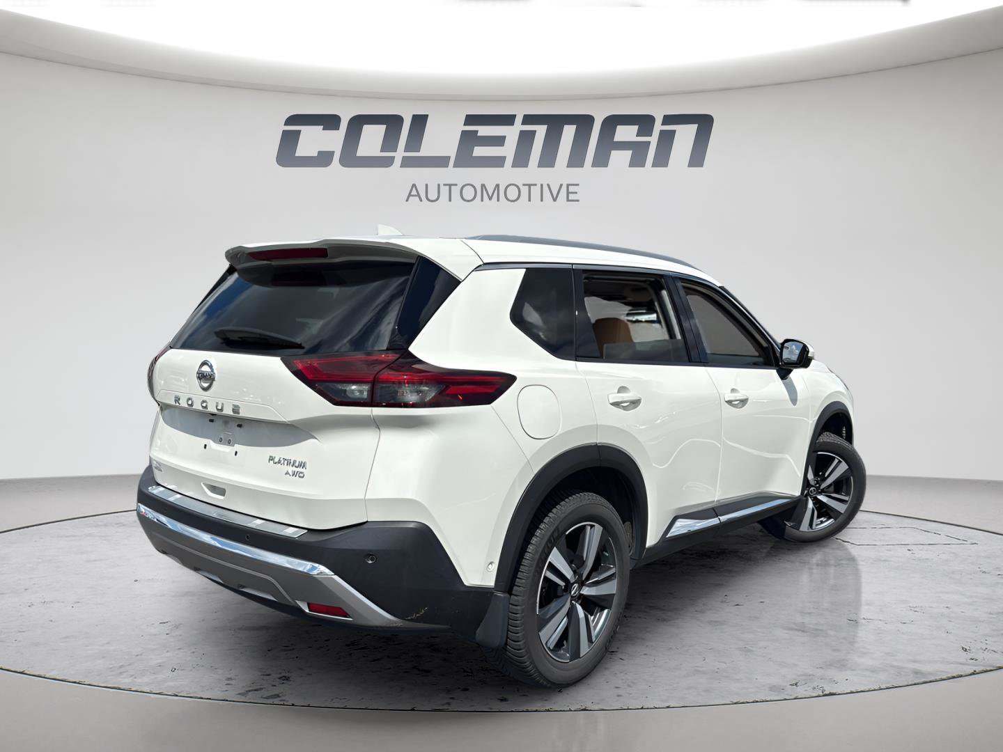 Used 2021 Nissan Rogue Platinum AWD/4WD image 5