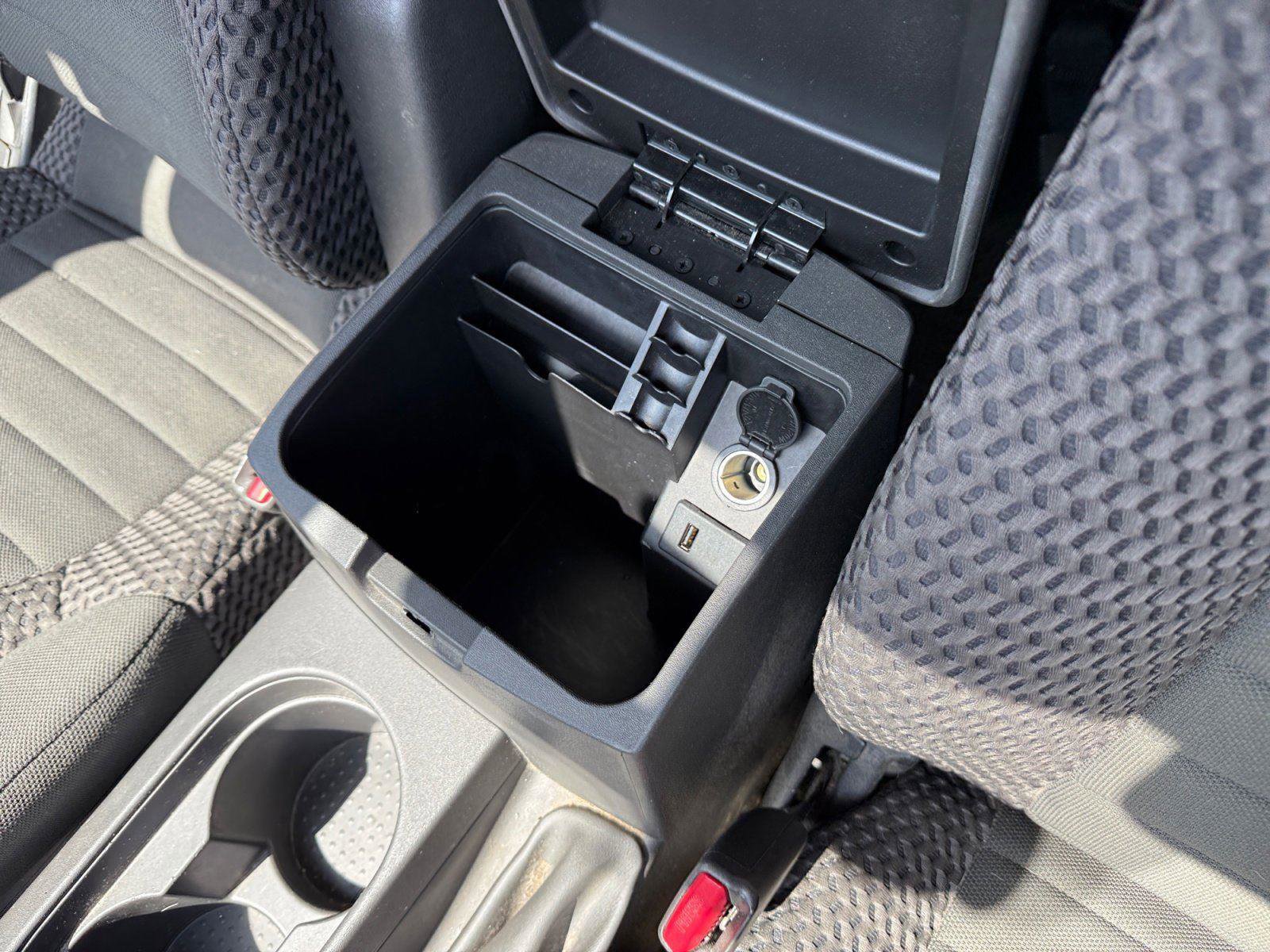 Used 2014 Nissan Frontier SV w/ SV Value Truck Package image 29