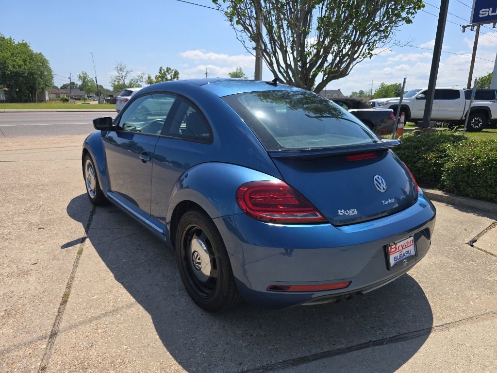 Used 2018 Volkswagen Beetle 2.0T FWD image 9