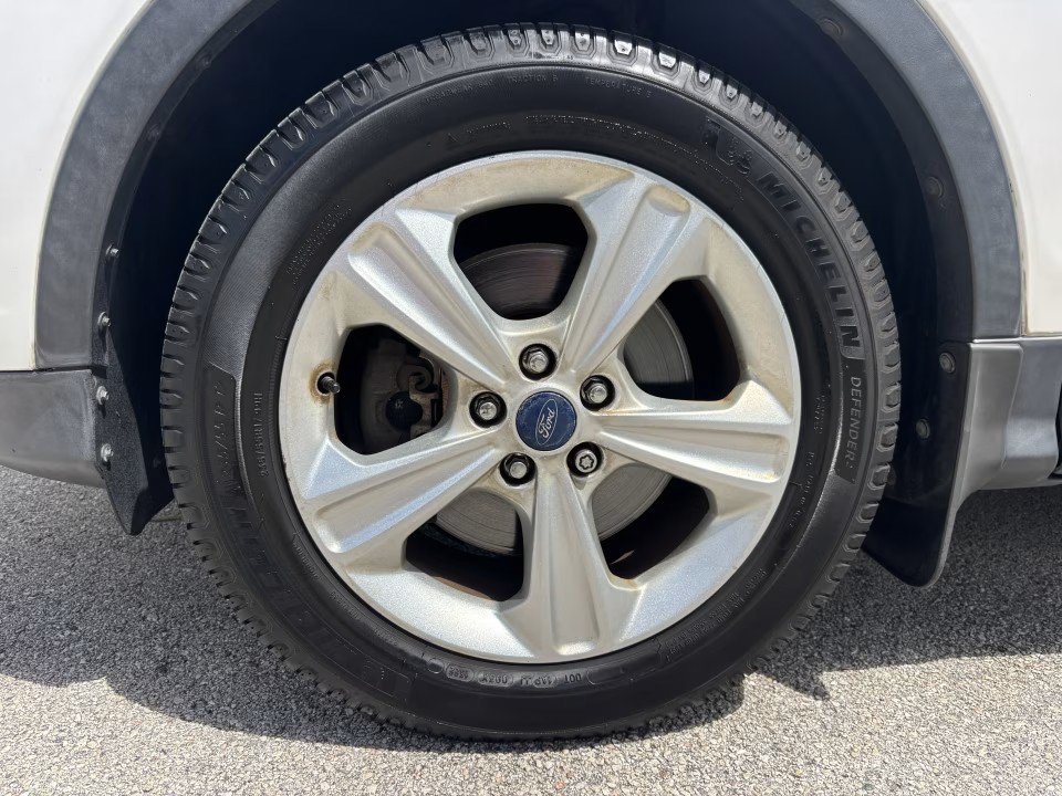 Used 2013 Ford Escape SE FWD image 31