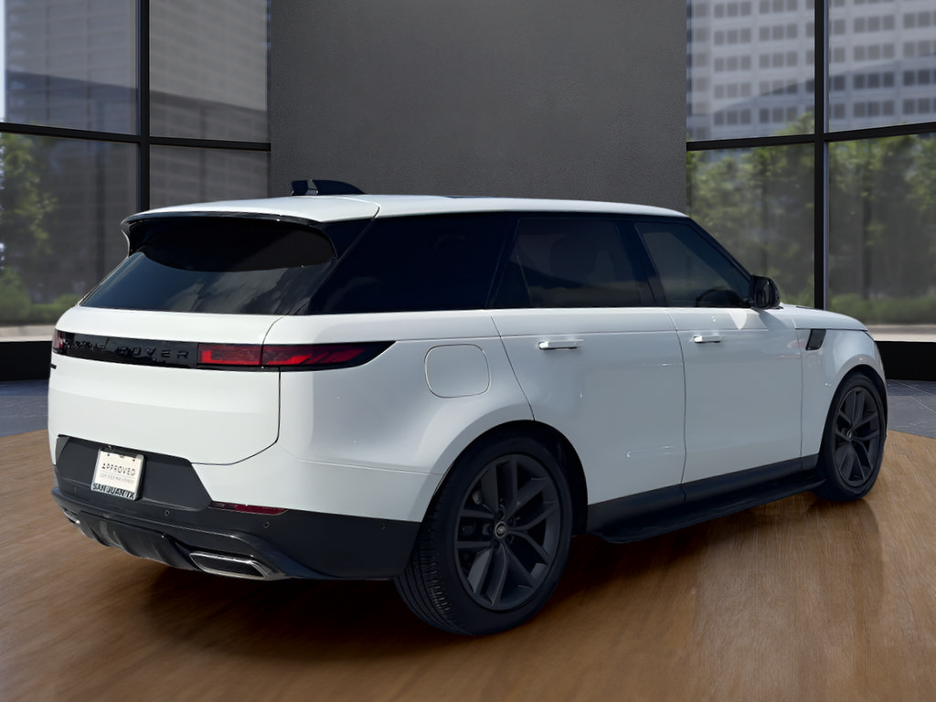Used 2025 Land Rover Range Rover Sport AWD/4WD image 5