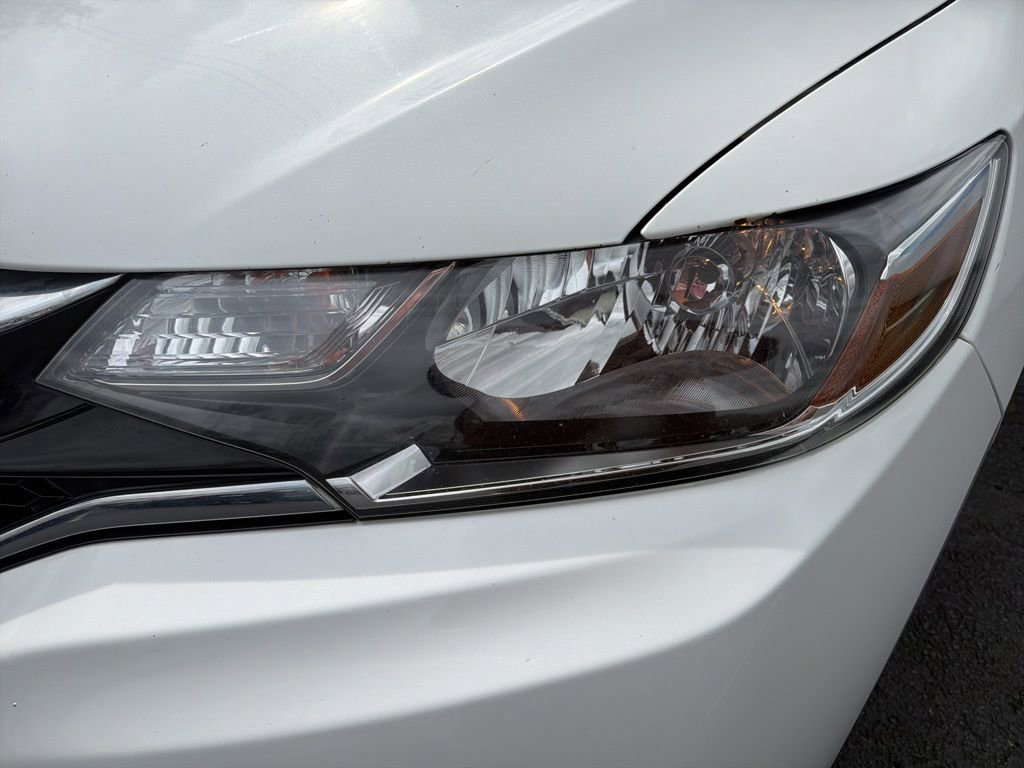 Used 2018 Honda Fit EX image 9