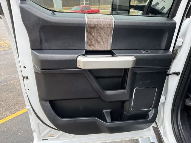 Used 2019 Ford F250 Lariat w/ Lariat Ultimate Package image 28