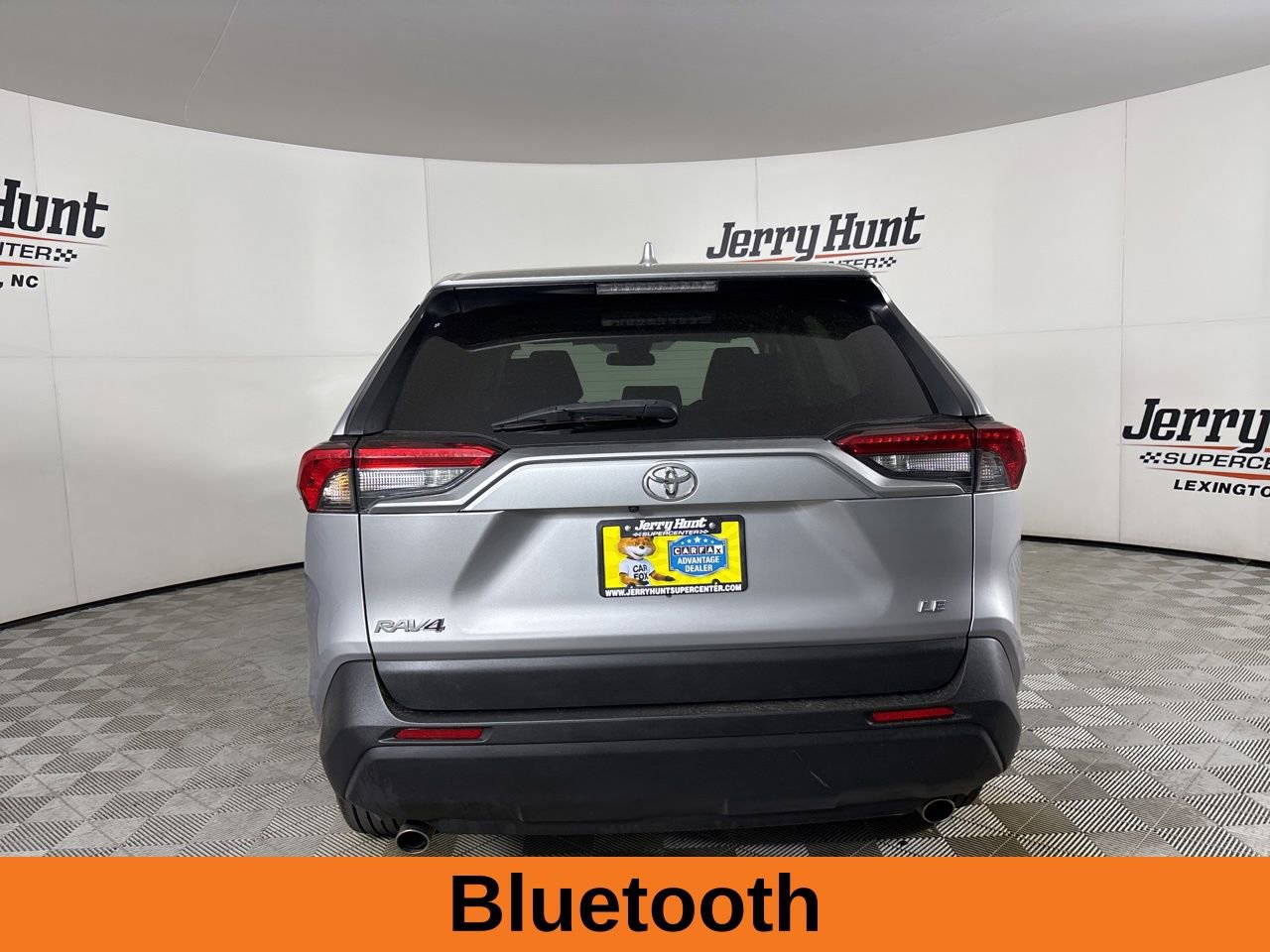 Used 2023 Toyota RAV4 LE FWD image 6