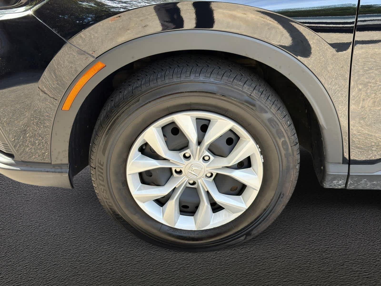 Used 2025 Honda CR-V LX image 10