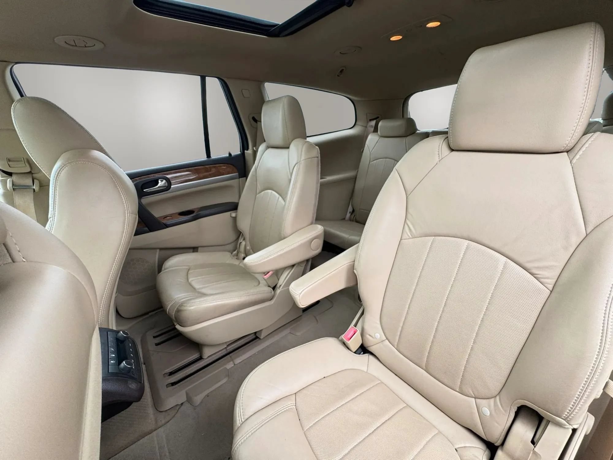 Used 2012 Buick Enclave Premium FWD image 12