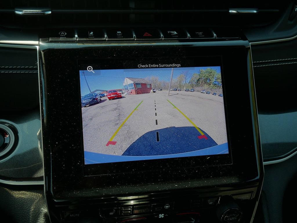 Used 2023 Jeep Grand Cherokee Altitude AWD/4WD image 19