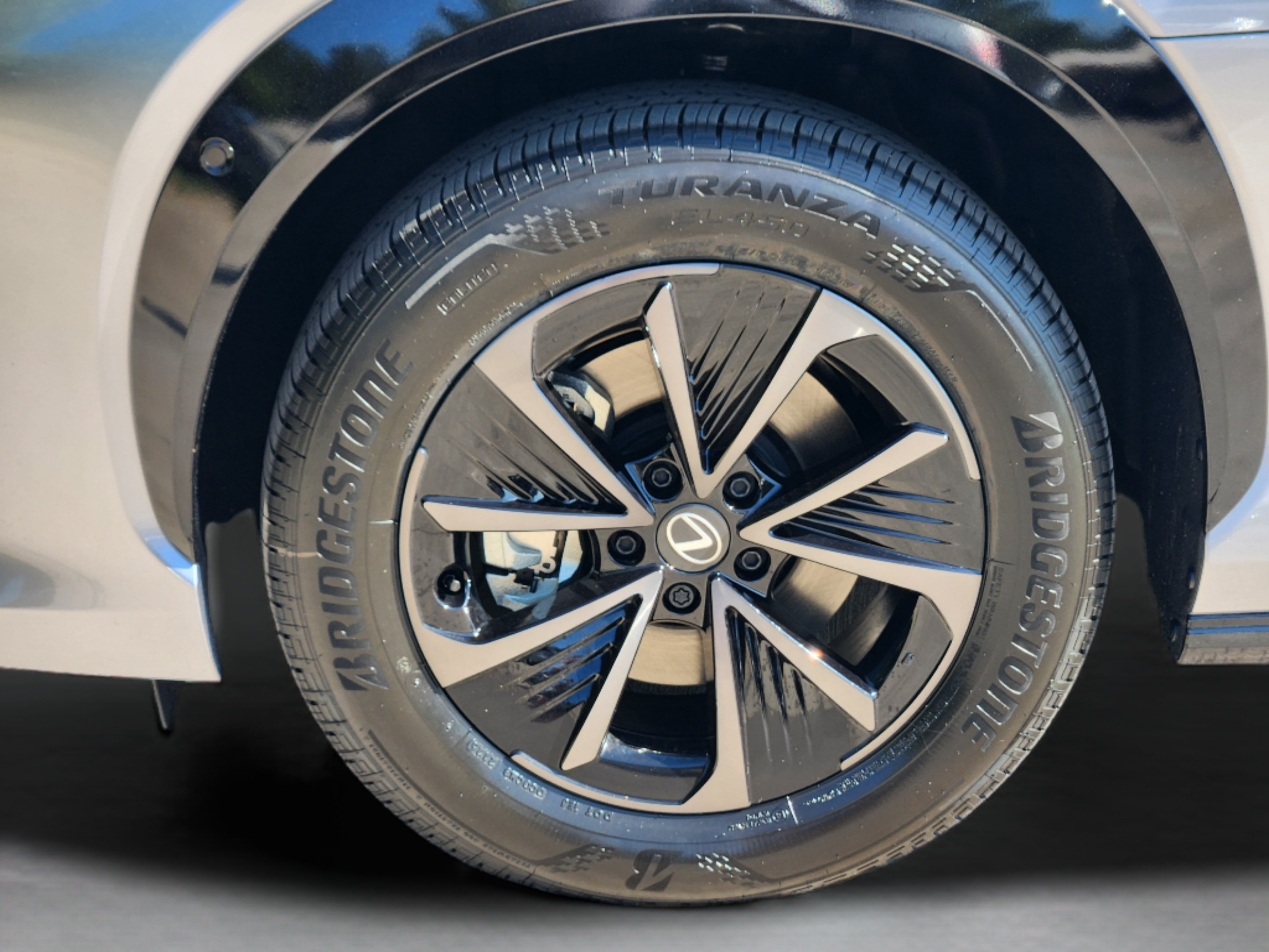 New 2026 Lexus RZ 350e 2WD image 22