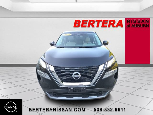 Used 2023 Nissan Rogue SL w/ SL Premium Package AWD/4WD image 3