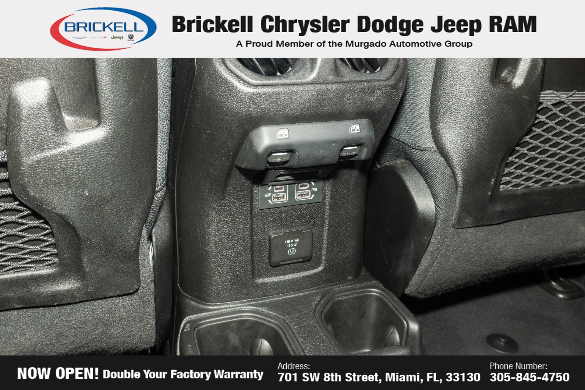 Used 2025 Jeep Wrangler Unlimited Rubicon AWD/4WD image 24