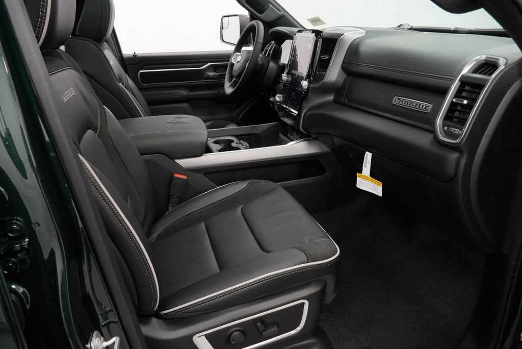 New 2027 RAM 1500 Laramie w/ Laramie Preferred Package AWD/4WD image 34