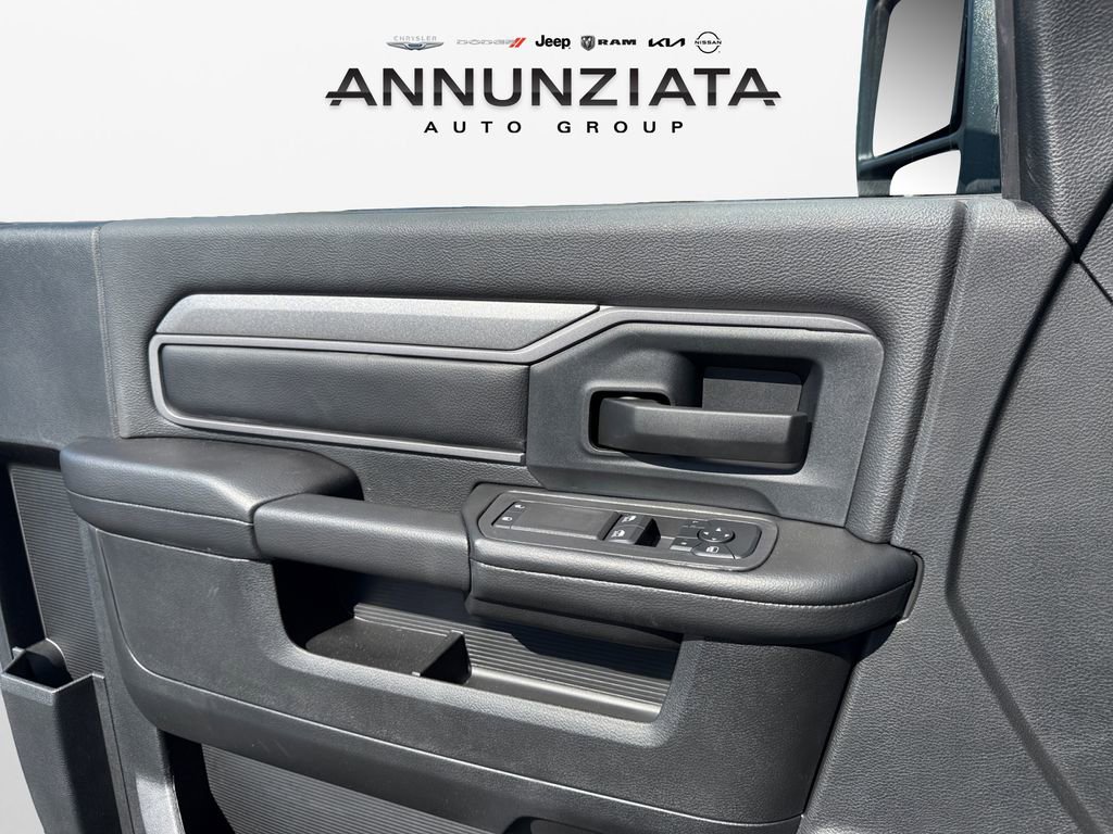 New 2025 RAM 3500 Tradesman image 28