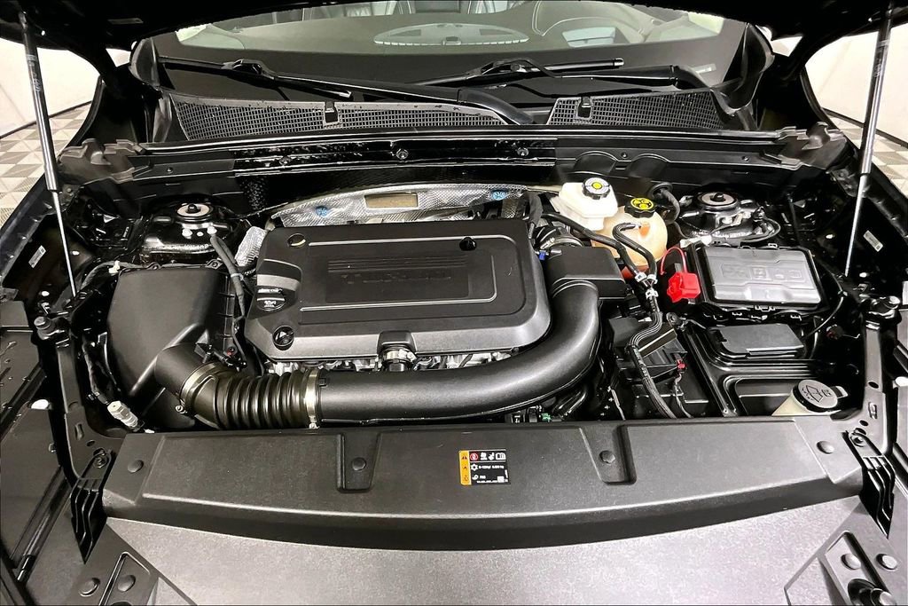 Used 2022 Buick Envision Avenir w/ Safety Package image 9