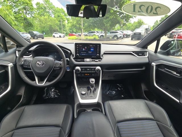 Used 2021 Toyota RAV4 XSE AWD/4WD image 14