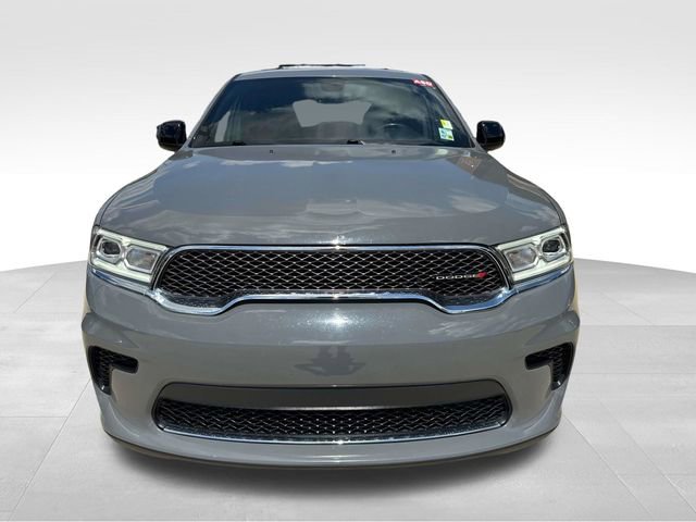 Used 2023 Dodge Durango SXT image 2